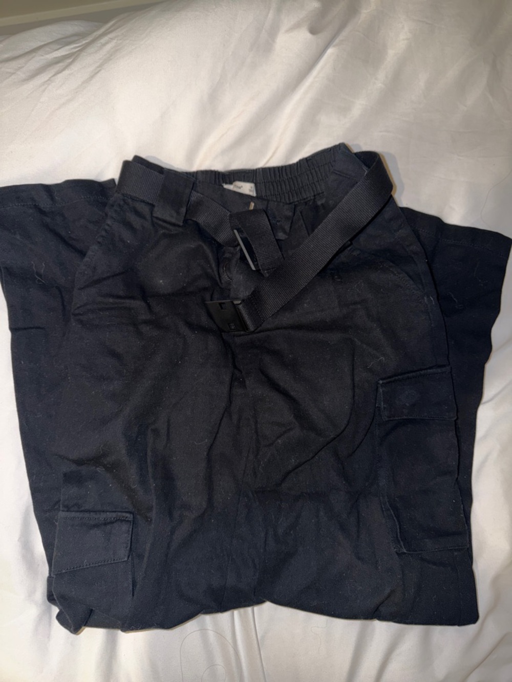 ARITZIA TNA Black Cargo Pants with Built-in Web Belt